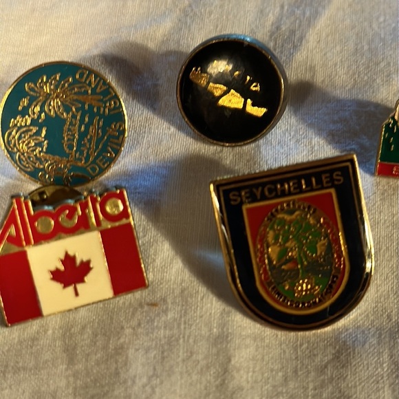 Assorted Travel Pins From a World Tour Cruise (Six) - Picture 2 of 3